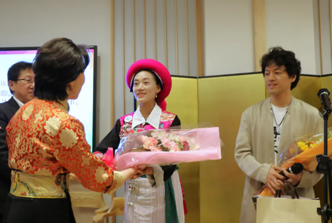 1713405690745438.png image.png